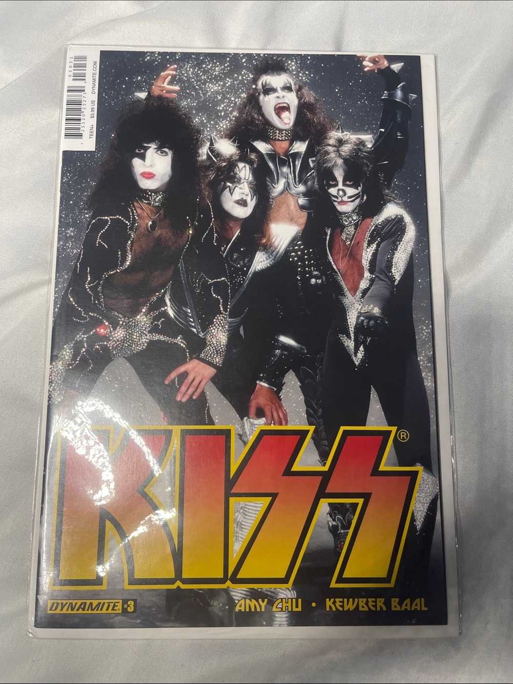 Kiss Band Graphic comic- Black, White, Yellow